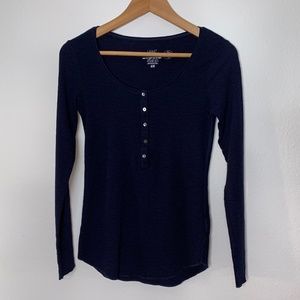 H&M heathered navy blue scoop neck henley t-shirt